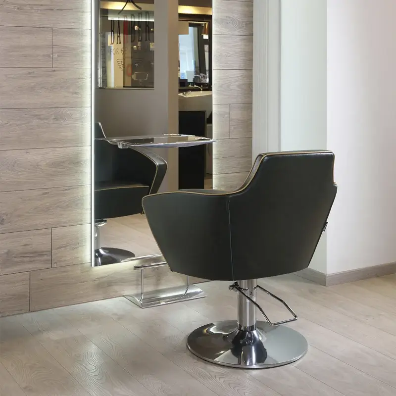 Friseurstuhl Rita Rückansicht